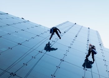 Dış Cephe ve Cam Temizliğinde Profesyonel Çözümler